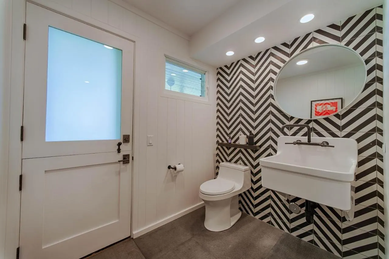 Hanalei Beachfront Home Дом отдыха